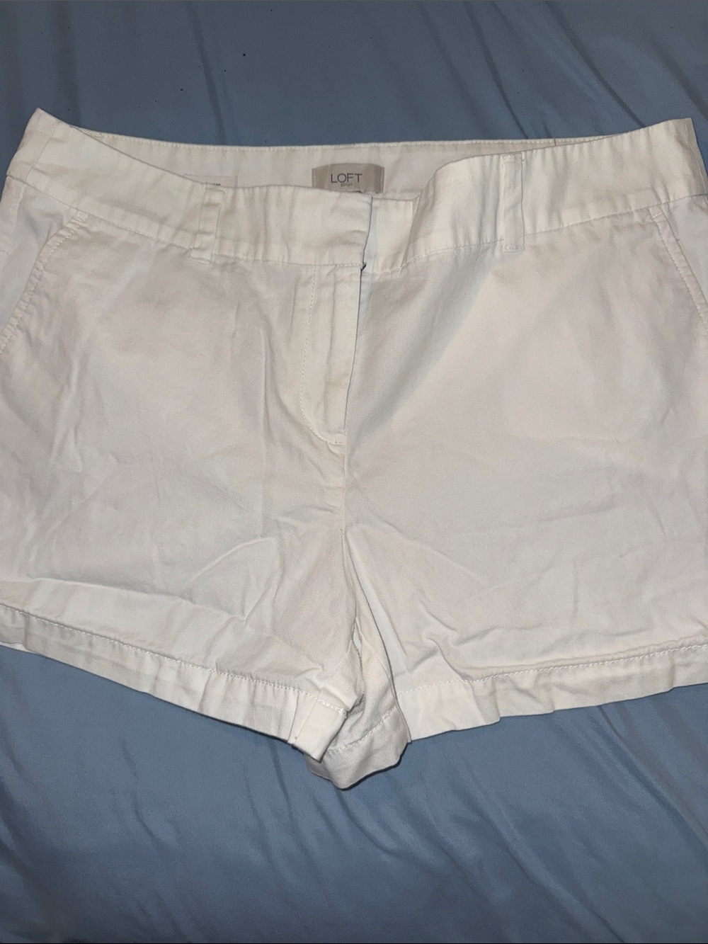 LOFT White Women's Shorts - Classic Cotton